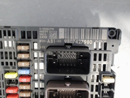 BOITE A FUSIBLES CITROEN C4 II Phase 1 (B71) 2010-2015