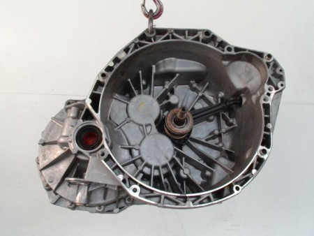BOITE A VITESSE MECANIQUE RENAULT MASTER FG II Phase 2 -2800- CRT 2003-2006 2.5 dCi 100 