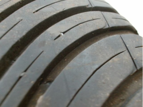 Pneu KLEBER QUADRAXER 3 205 60 16 96 H