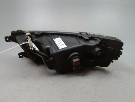PHARE ANTIBROUILLARD AVANT DROIT SKODA OCTAVIA COMBI 2000-