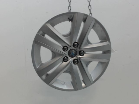 ENJOLIVEUR DE ROUE PEUGEOT 208 Phase 1 2012-...