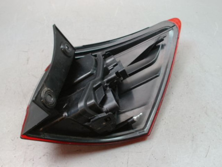 FEU ARRIERE GAUCHE  NISSAN QASHQAI +2 I Phase 2 LONG 2010-2014