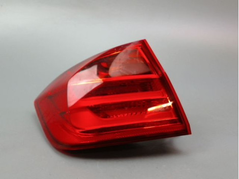 FEU ARRIERE GAUCHE  BMW SERIE 3 BERL. VI (F30/F80) 2011-...