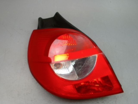 FEU ARRIERE GAUCHE  RENAULT CLIO III Phase 1 2005-2009