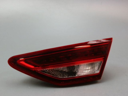 FEU ARRIERE INTERIEUR DROIT SEAT LEON 2009-