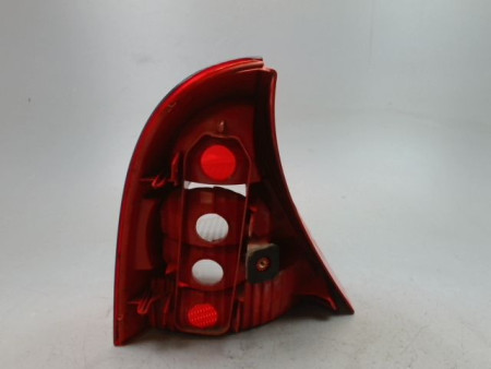 FEU ARRIERE DROIT RENAULT CLIO II Phase 2 2001-2006