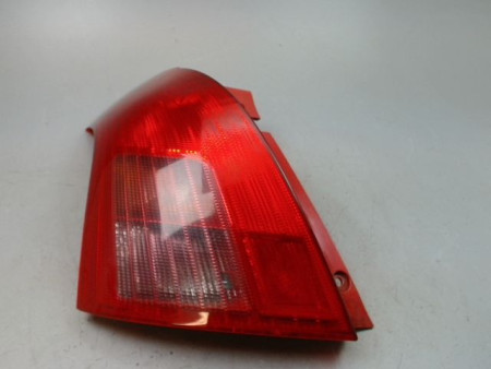 FEU ARRIERE GAUCHE  SUZUKI SWIFT III 2005-2011