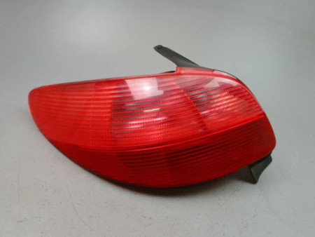FEU ARRIERE GAUCHE  PEUGEOT 206 1998-2009