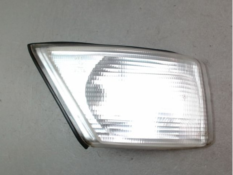 CLIGNOTANT DROIT IVECO 35S12
