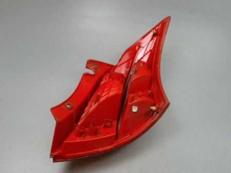 FEU ARRIERE GAUCHE  SUZUKI SWIFT