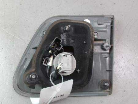 FEU ARRIERE INTERIEUR GAUCHE TOYOTA AVENSIS BREAK III Phase 2 2012-...