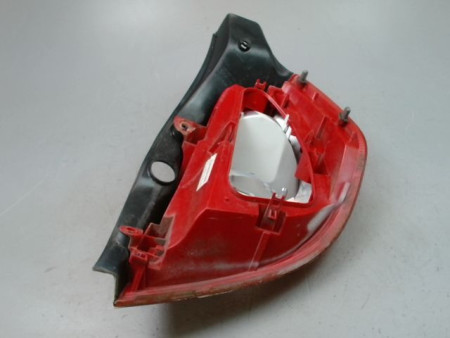 FEU ARRIERE GAUCHE  RENAULT CLIO III Phase 2 2009-2014