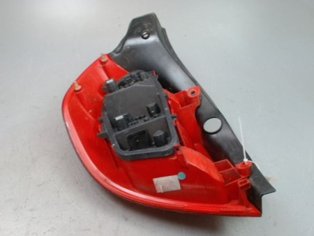 FEU ARRIERE DROIT RENAULT CLIO III Phase 1 2005-2009