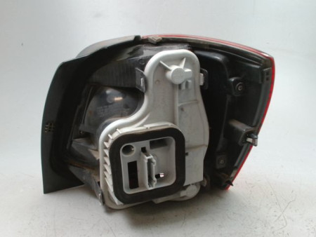 FEU ARRIERE GAUCHE  VOLKSWAGEN POLO V Phase 1 (6R) 2009-2014