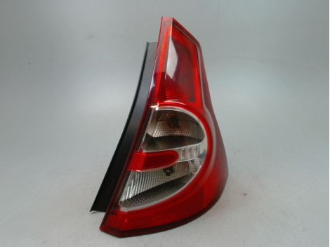 FEU ARRIERE DROIT DACIA SANDERO I 2008-2012