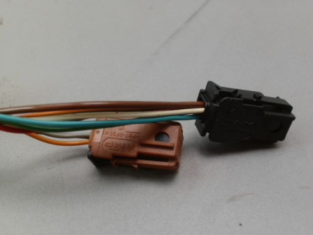 RETROVISEUR EXTERIEUR ELECTRIQUE GAUCHE PEUGEOT 5008 MONOSP. I Phase 1 2009-2013