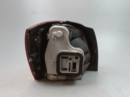 FEU ARRIERE DROIT VOLKSWAGEN POLO V Phase 1 (6R) 2009-2014
