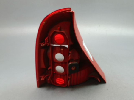 FEU ARRIERE DROIT RENAULT CLIO II Phase 2 2001-2006