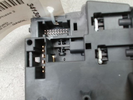 COMMANDE ESSUIE GLACE RENAULT CLIO ESTATE III Phase 2 2009-2012