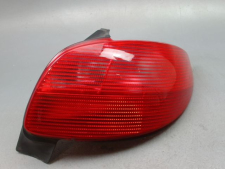 FEU ARRIERE DROIT PEUGEOT 206 1998-2009