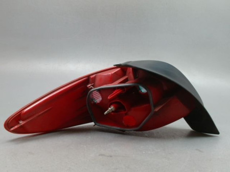 FEU ARRIERE DROIT PEUGEOT 206 1998-2009