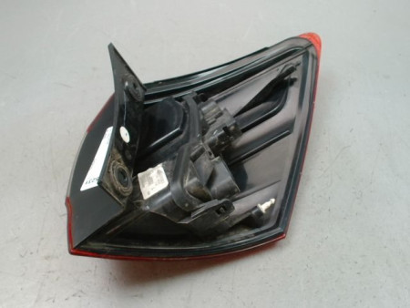 FEU ARRIERE GAUCHE  NISSAN QASHQAI +2 I Phase 2 LONG 2010-2014