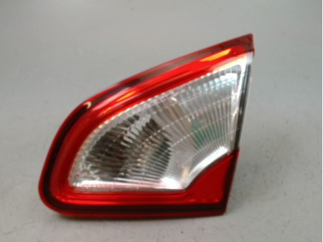 FEU ARRIERE INTERIEUR DROIT NISSAN QASHQAI +2 I Phase 2 LONG 2010-2014