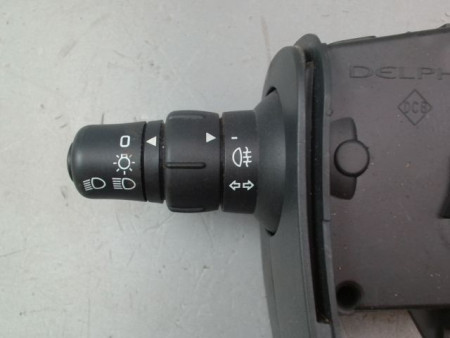 COMMANDE ECLAIRAGE RENAULT CLIO ESTATE III Phase 2 2009-2012