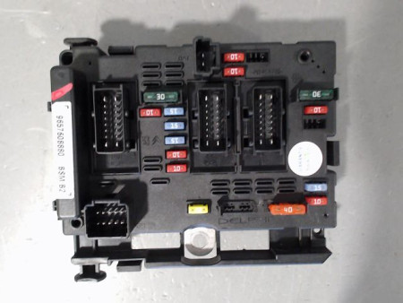 BOITE A FUSIBLES PEUGEOT 206 1998-2009