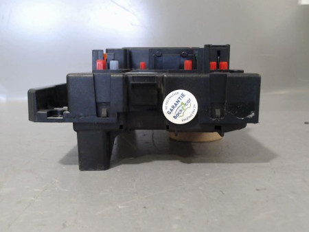 BOITE A FUSIBLES PEUGEOT 206 1998-2009