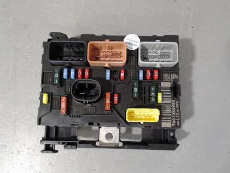 BOITE A FUSIBLES PEUGEOT 207 2006-2013