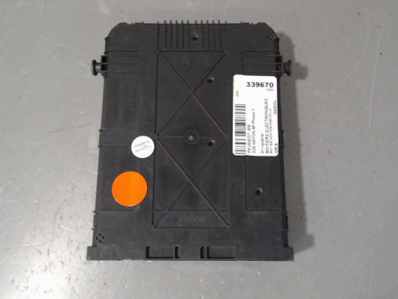 BOITIER GESTION HABITACLE PEUGEOT 208 Phase 1 2012-...