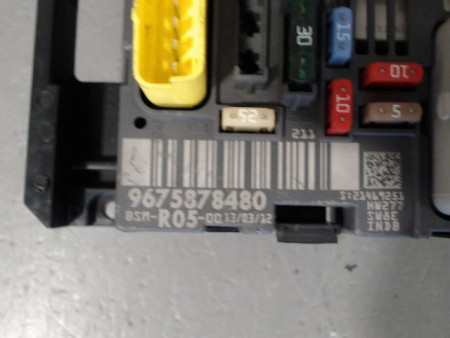BOITE A FUSIBLES PEUGEOT 308 I Phase 1 2007-2011
