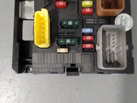 BOITE A FUSIBLES PEUGEOT 207 2006-2013