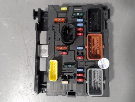 BOITE A FUSIBLES PEUGEOT 207 SW 2007-2013