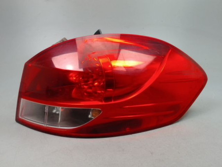 FEU ARRIERE DROIT RENAULT CLIO ESTATE III Phase 1 2008-2009