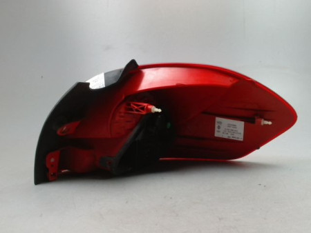 FEU ARRIERE GAUCHE  RENAULT CLIO ESTATE III Phase 1 2008-2009
