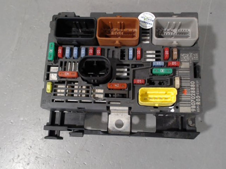 BOITE A FUSIBLES PEUGEOT PARTNER FG II PHASE 2 (B9) 2012-2015