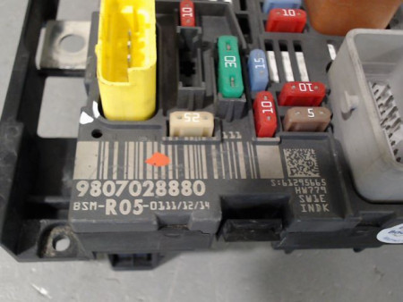 BOITE A FUSIBLES PEUGEOT PARTNER FG II PHASE 2 (B9) 2012-2015