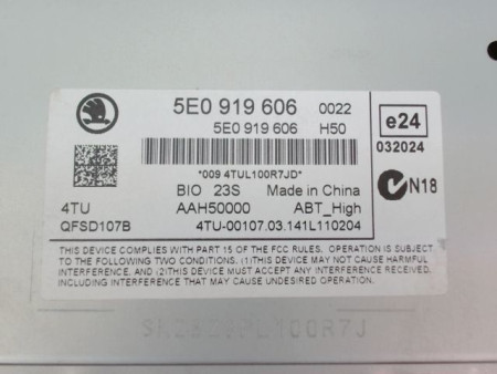 ECRAN GPS SKODA OCTAVIA COMBI 2000-