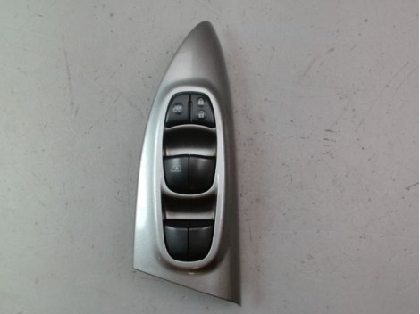 COMMANDE LEVE-GLACE PORTE AVG NISSAN JUKE Phase 1 2010-...