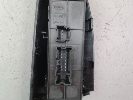 COMMANDE LEVE-GLACE PORTE AVG NISSAN JUKE Phase 1 2010-...
