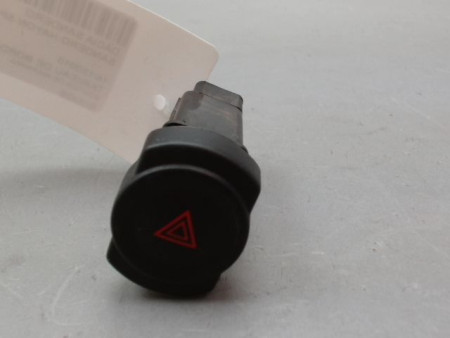 BOUTON DE WARNING DACIA SANDERO I 2008-2012