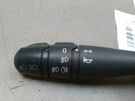 COMMANDE ECLAIRAGE DACIA SANDERO I 2008-2012