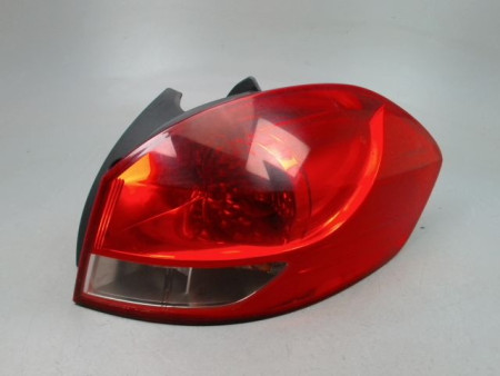 FEU ARRIERE DROIT RENAULT CLIO ESTATE III Phase 2 2009-2012
