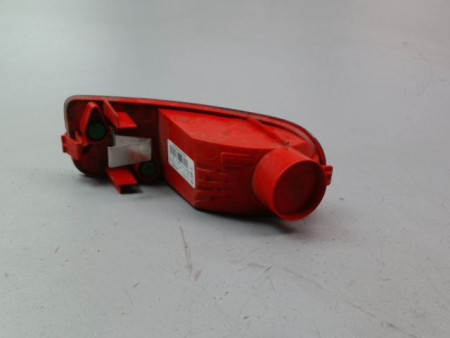 FEU DE PARE-CHOC ARRIERE DROIT RENAULT CLIO ESTATE III Phase 2 2009-2012