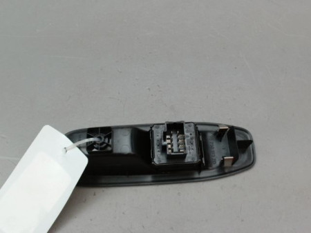 COMMANDE LEVE-GLACE PORTE AVG PEUGEOT 208