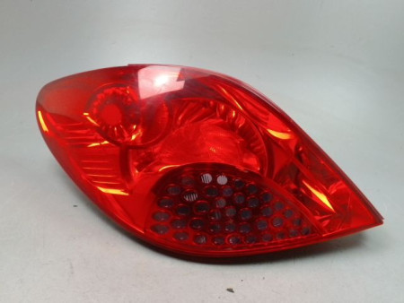 FEU ARRIERE GAUCHE  PEUGEOT 207 2006-2013