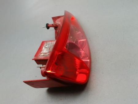FEU ARRIERE GAUCHE  PEUGEOT 807 MONOSP. 2002-2014