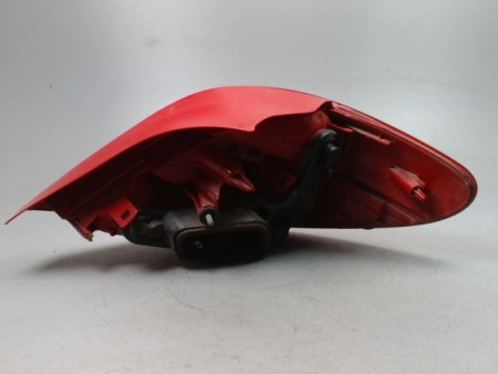 FEU ARRIERE GAUCHE  PEUGEOT 207 2006-2013